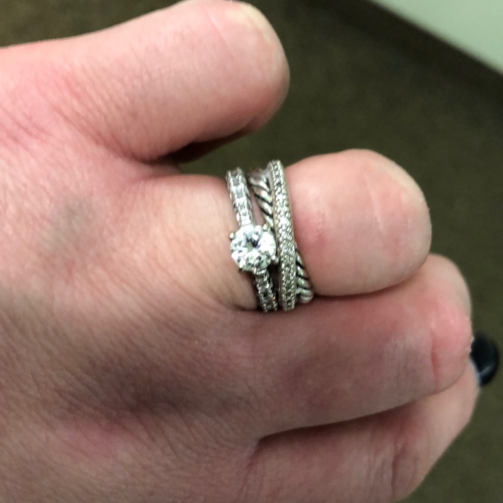 Dy small crossover w diamonds - Picture 4 of 4